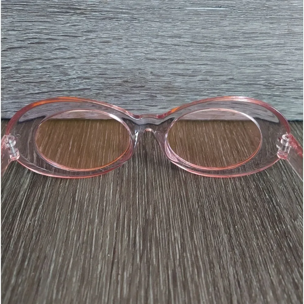 Stylish Pink Oval Sunglasses